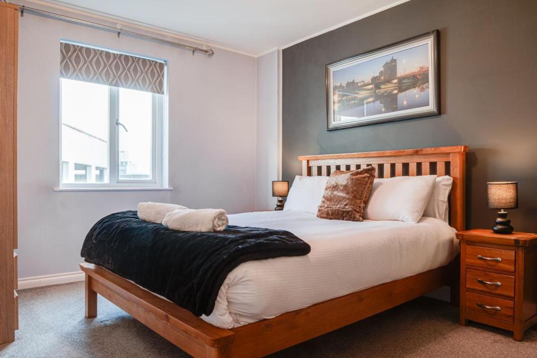 City Centre Top Floor Apartment In Belfast City Centre Eksteriør bilde